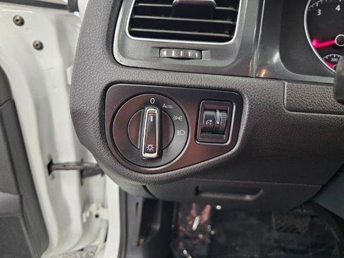 Used 2019 Volkswagen Golf S FWD image 14