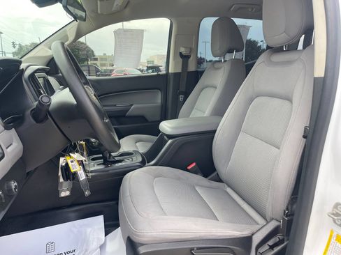 Used 2018 Chevrolet Colorado W/T w/ WT Convenience Package RWD image 28