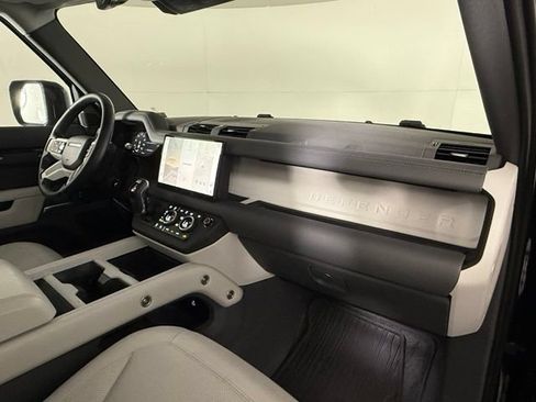Used 2025 Land Rover Defender 130 S AWD/4WD image 14