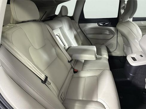 Used 2025 Volvo XC60 T8 Ultra w/ Protection Package Premier image 29