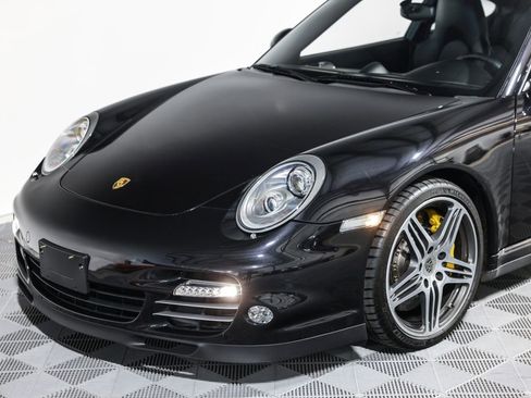 Used 2011 Porsche 911 Turbo S image 18