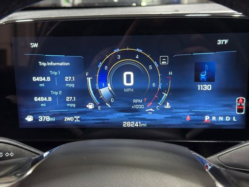 Used 2025 Chevrolet Equinox LT w/ Convenience Package II image 27