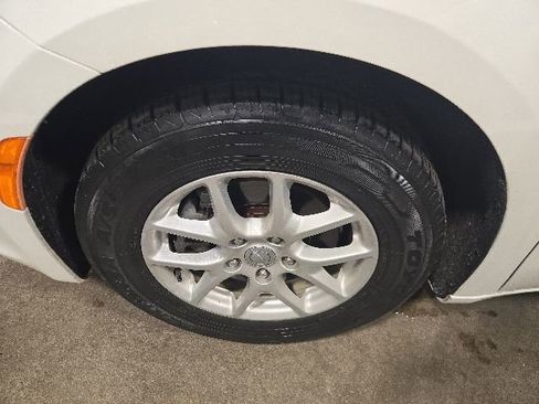 Used 2020 Chrysler Pacifica Touring-L FWD image 10