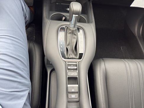 New 2026 Honda HR-V EX-L image 16