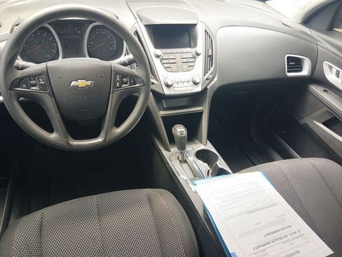 Used 2017 Chevrolet Equinox LS FWD image 13