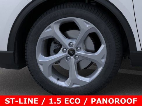 New 2025 Ford Escape ST-Line w/ Cold Weather Package image 19