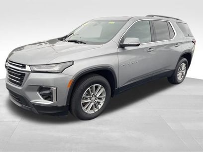 Used 2023 Chevrolet Traverse LT
