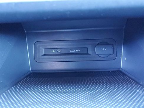 Certified 2023 Volkswagen Atlas SE image 29