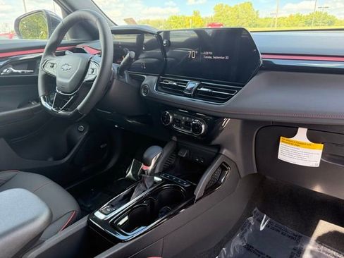 New 2026 Chevrolet TrailBlazer RS w/ Convenience Package FWD image 10