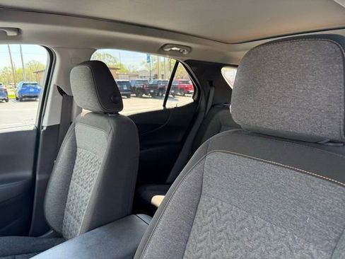 Used 2022 Chevrolet Equinox LT FWD image 9