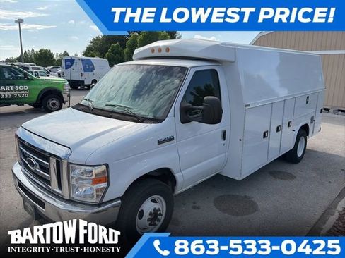 Used 2023 Ford E-450 and Econoline 450 Super Duty w/ Power Windows & Locks Group RWD image 1