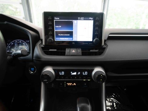 Certified 2021 Toyota RAV4 Limited w/ Limited Grade Weather Package AWD/4WD image 18