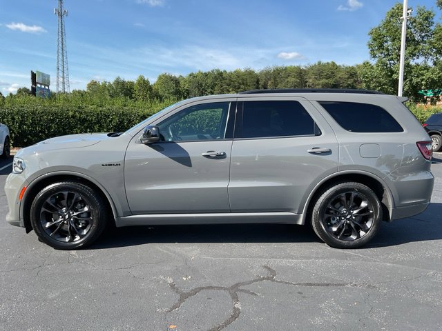 Used 2025 Dodge Durango R/T w/ Blacktop Package AWD/4WD image 16
