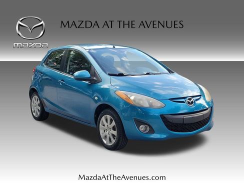 Used 2011 MAZDA MAZDA2 Touring FWD image 3