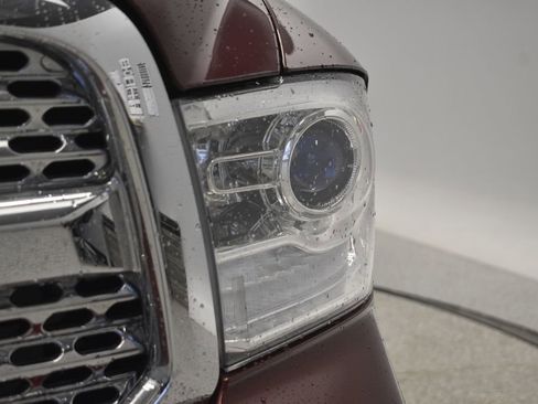 Used 2018 RAM 1500 Laramie w/ Convenience Group image 14