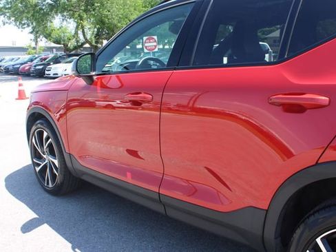 Used 2021 Volvo XC40 T5 R-Design w/ Advanced Package AWD/4WD image 47