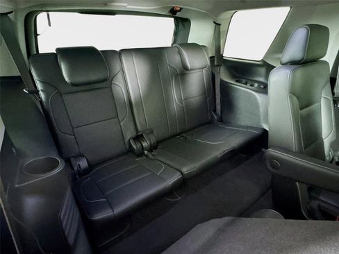 Used 2020 GMC Yukon SLT RWD image 27