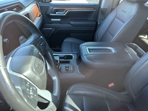 Used 2022 GMC Sierra 1500 Denali w/ Denali Reserve Package image 9