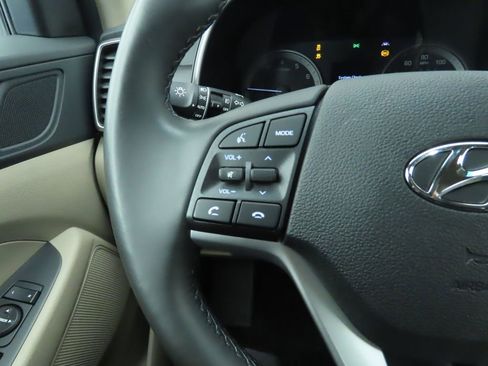 Used 2021 Hyundai Tucson Limited w/ Cargo Package image 11