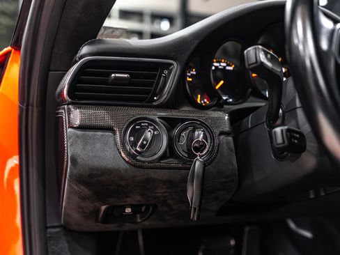 Used 2018 Porsche 911 GT3 image 8