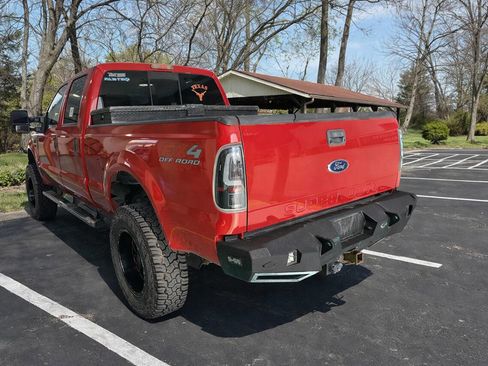 Used 2010 Ford F250 XLT AWD/4WD image 2