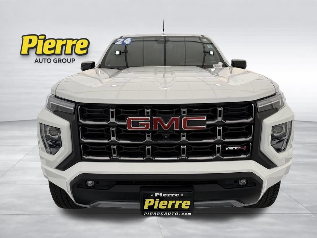 Used 2024 GMC Canyon AT4 w/ Technology Package AWD/4WD image 8