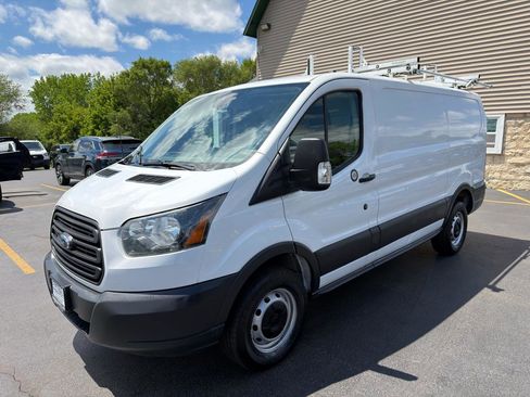 Used 2016 Ford Transit 250 130 Low Roof RWD image 2