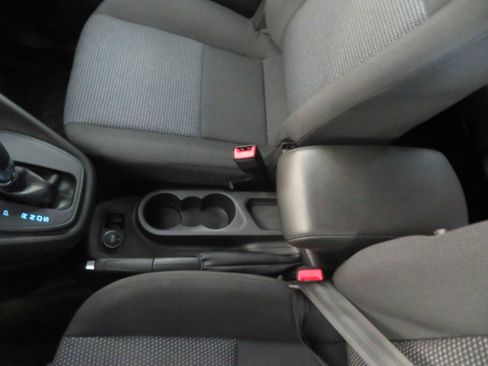 Used 2016 Ford Transit Connect XL image 40