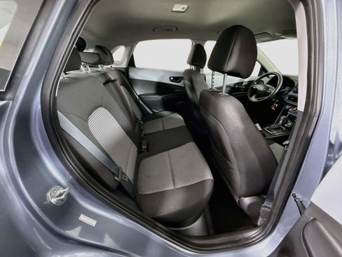 Used 2018 Hyundai Kona SE FWD image 26