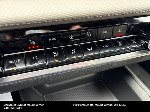 New 2026 Chevrolet Equinox LT w/ Convenience Package II image 23