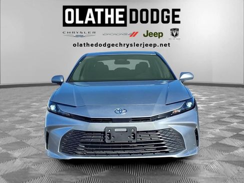 Used 2025 Toyota Camry XSE image 27