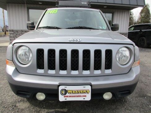 Used 2015 Jeep Patriot Latitude image 3