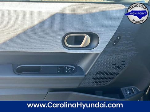 Used 2025 MINI Cooper S image 17