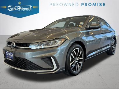 Used 2025 Volkswagen Jetta SE