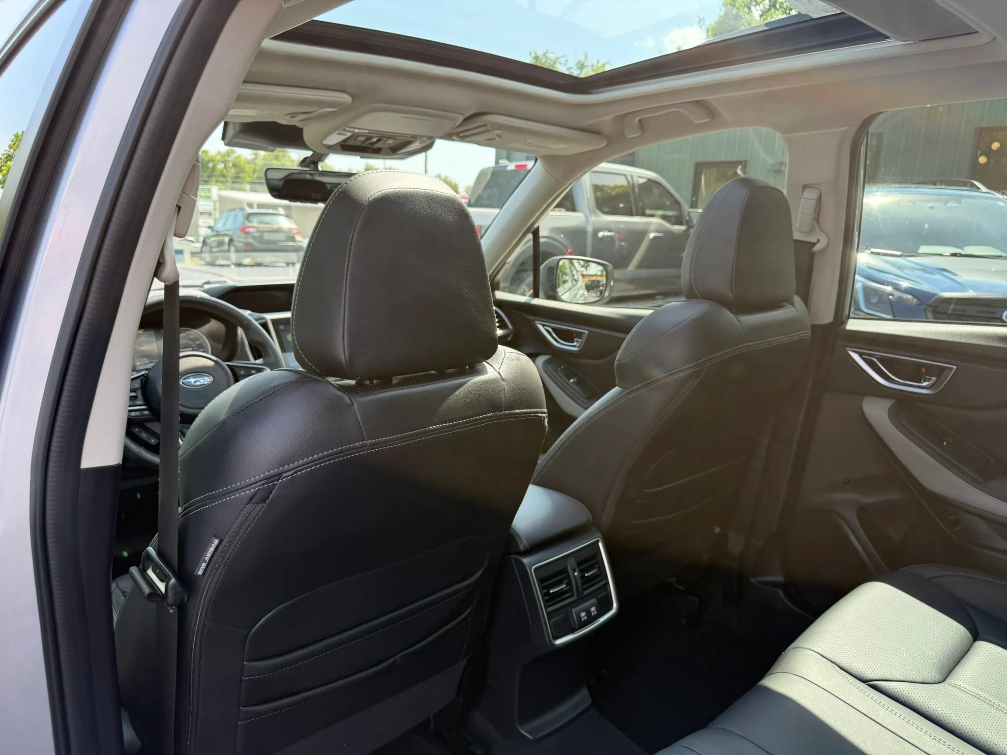 Used 2023 Subaru Forester Limited AWD/4WD image 25