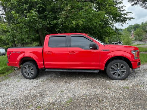 Used 2018 Ford F150 XLT w/ Equipment Group 302A Luxury AWD/4WD image 2