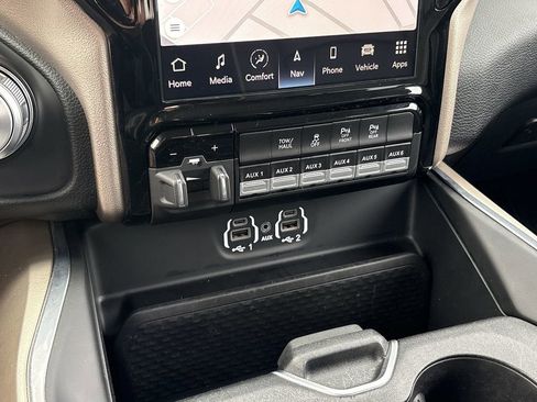 Used 2024 RAM 2500 Laramie w/ Protection Group image 21