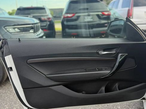 Used 2017 BMW 230i xDrive Coupe AWD/4WD image 7