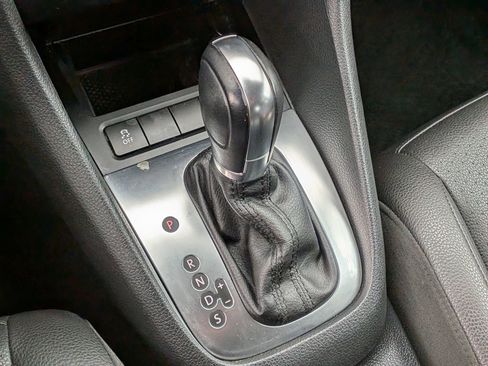 Used 2014 Volkswagen Jetta SE image 23