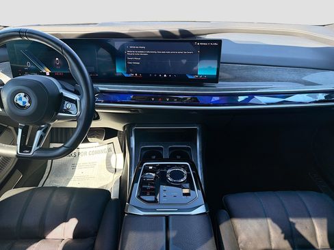 Certified 2025 BMW 740i image 20