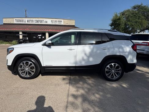 Used 2019 GMC Terrain SLT w/ Preferred Package FWD image 4