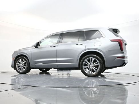 Used 2023 Cadillac XT6 Premium Luxury image 43