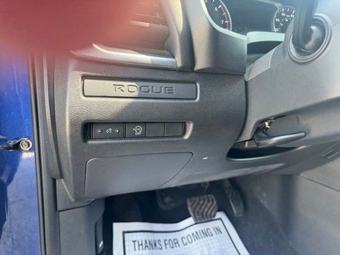 Used 2023 Nissan Rogue S image 14