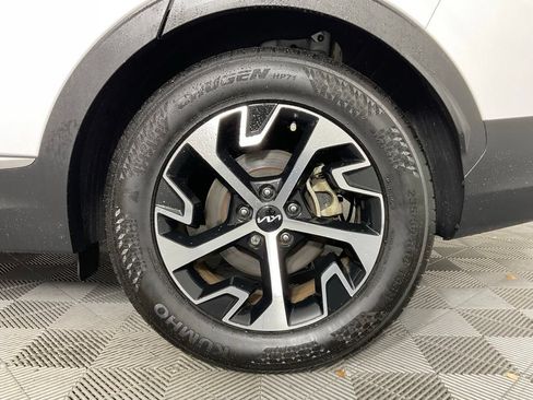 Used 2025 Kia Sportage EX w/ Premium Package FWD image 10
