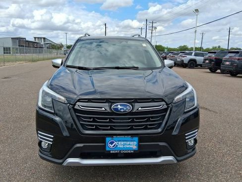 Used 2024 Subaru Forester Touring w/ POP Package 3 AWD/4WD image 2