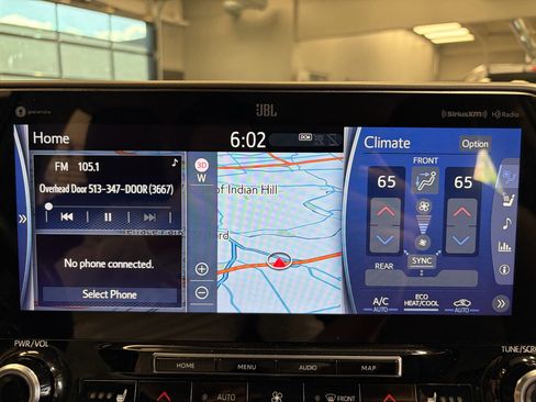 Used 2021 Toyota Highlander Limited AWD/4WD image 18
