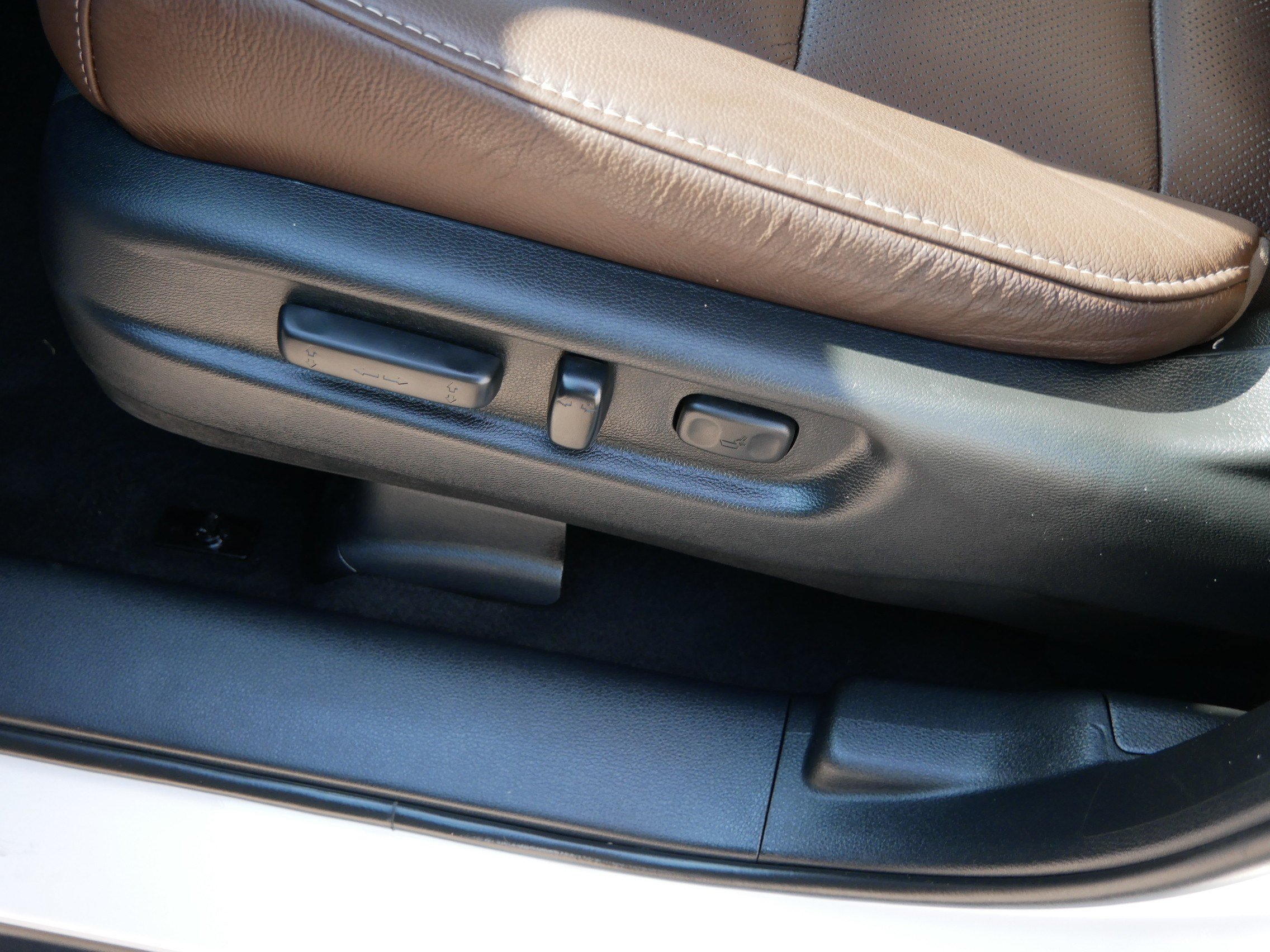 Used 2025 Honda Passport EX-L image 19