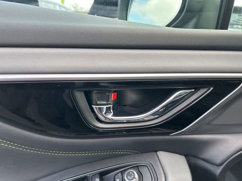 Used 2025 Subaru Outback Onyx Edition image 12