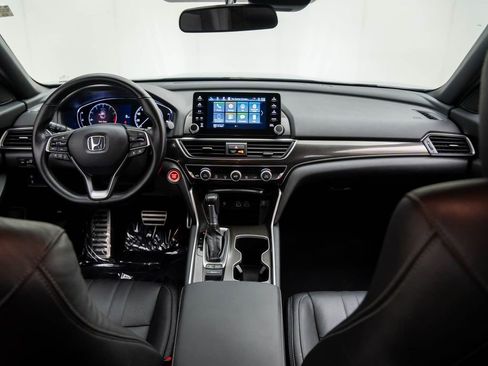 Used 2022 Honda Accord Sport image 12
