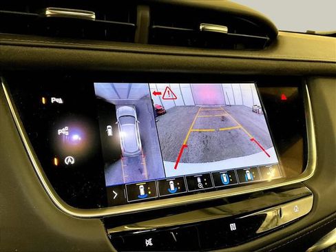 Used 2020 Cadillac XT5 Premium Luxury w/ Platinum Package AWD/4WD image 20